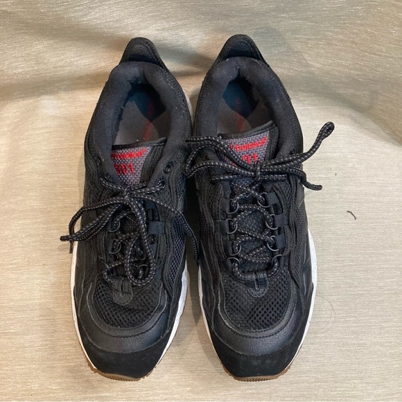 NEW BALANCE 801 Sz 10D All Terrain Abzorb Sole Lace  Up Sneakers - Picture 3 of 12